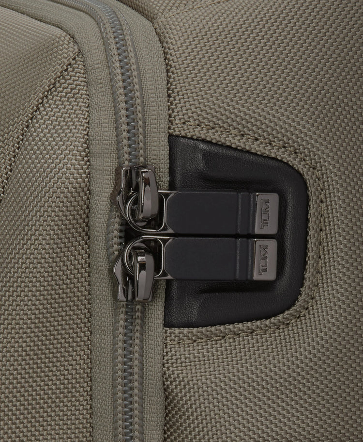 TUMI Alpha Brief Pack