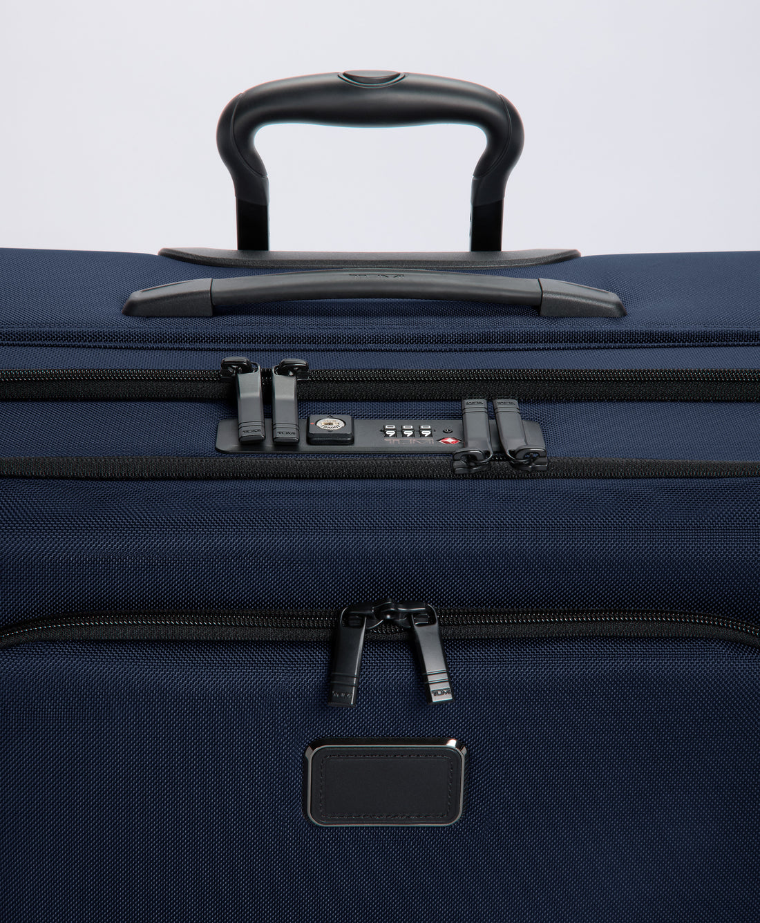 Tumi Alpha X-Large Dual Access Expandable Checked Luggage 78.5cm