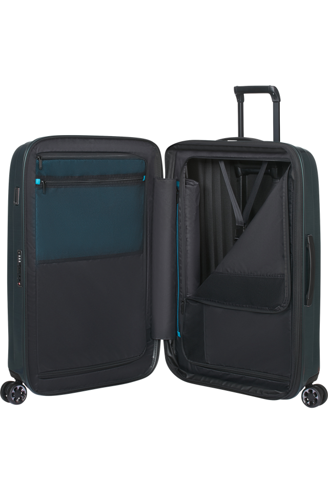 Samsonite Nexis Expandable 4-Wheel Suitcase 82cm