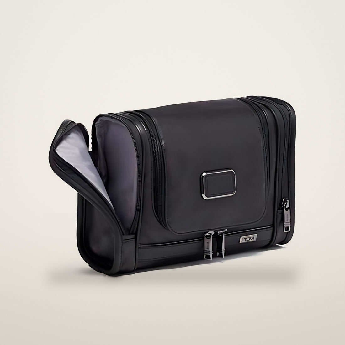 Tumi Alpha 3 Hanging Travel Kit Leather