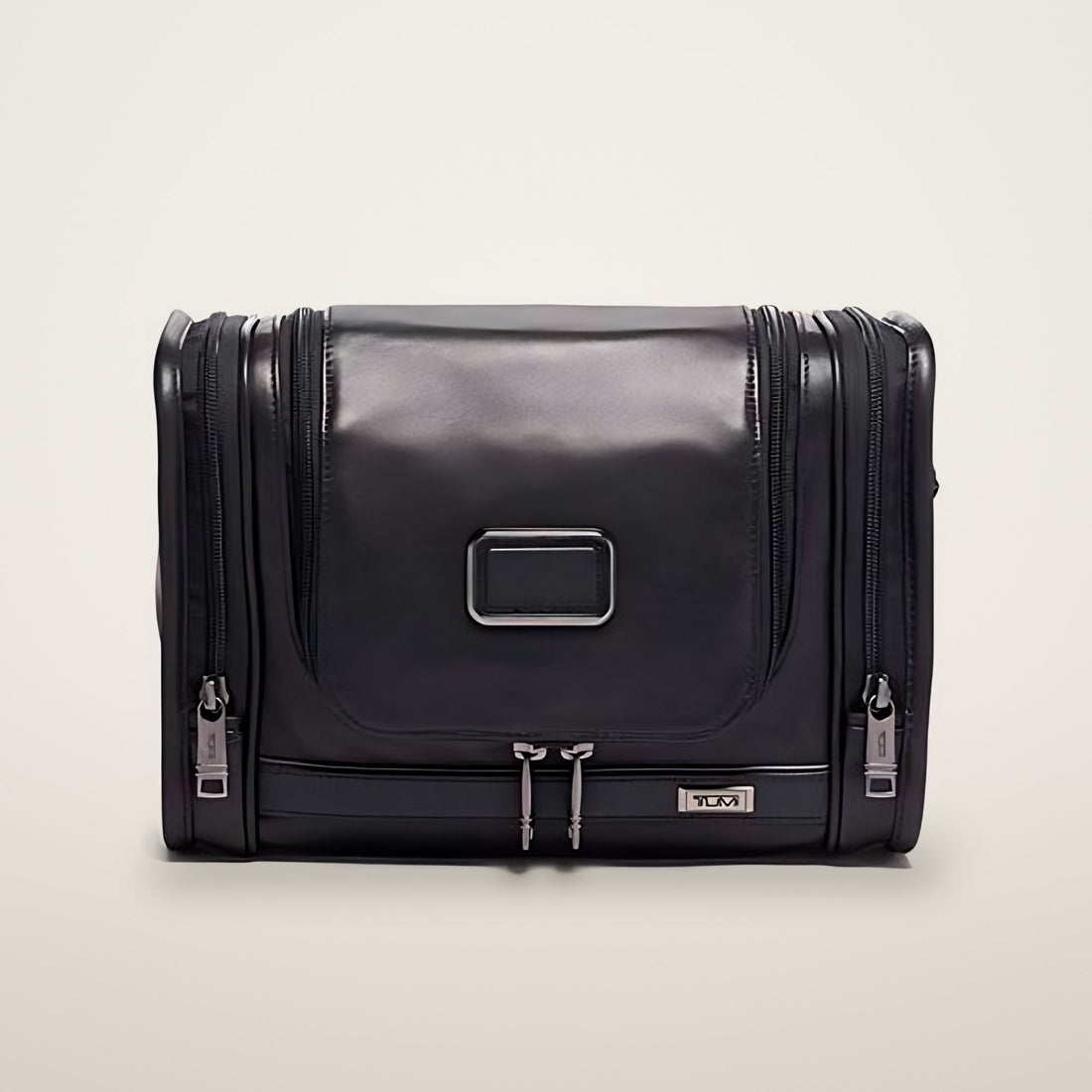 Tumi Alpha 3 Hanging Travel Kit Leather