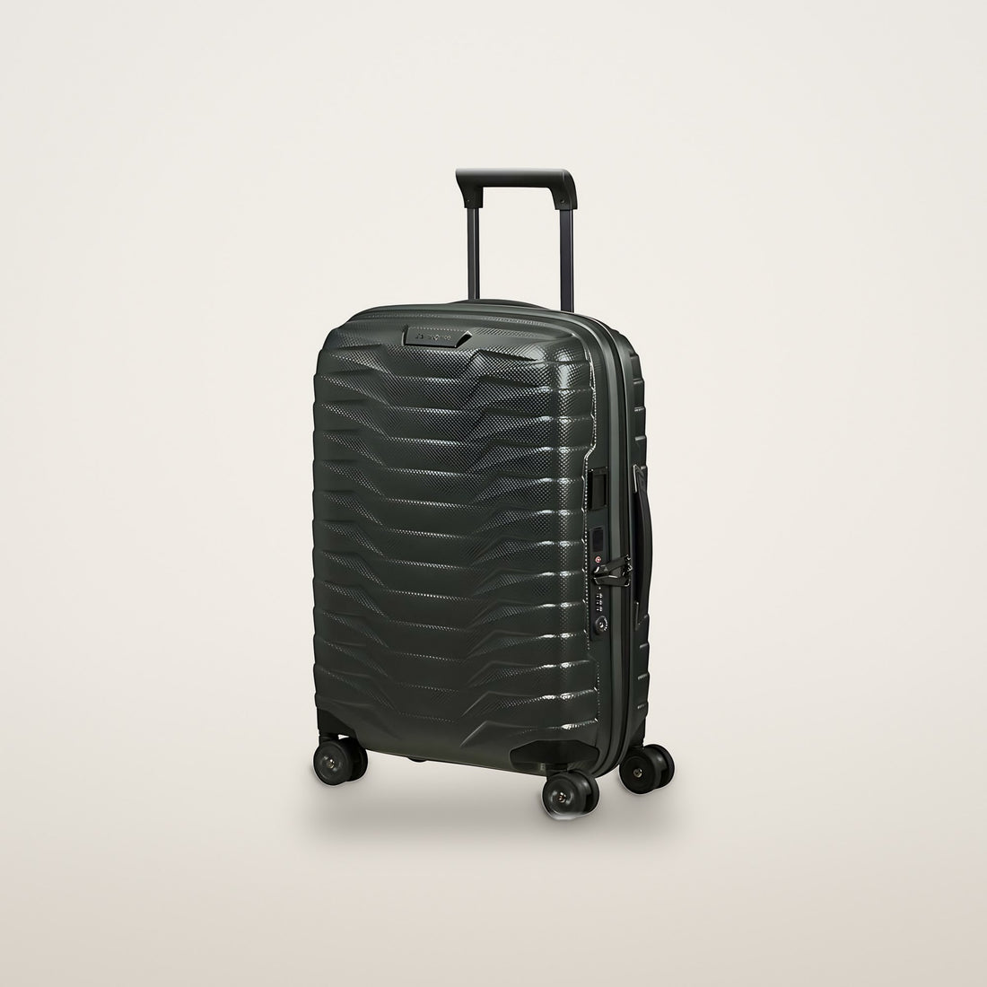 Samsonite Proxis Cabin Suitcase with 4 wheels and USB
