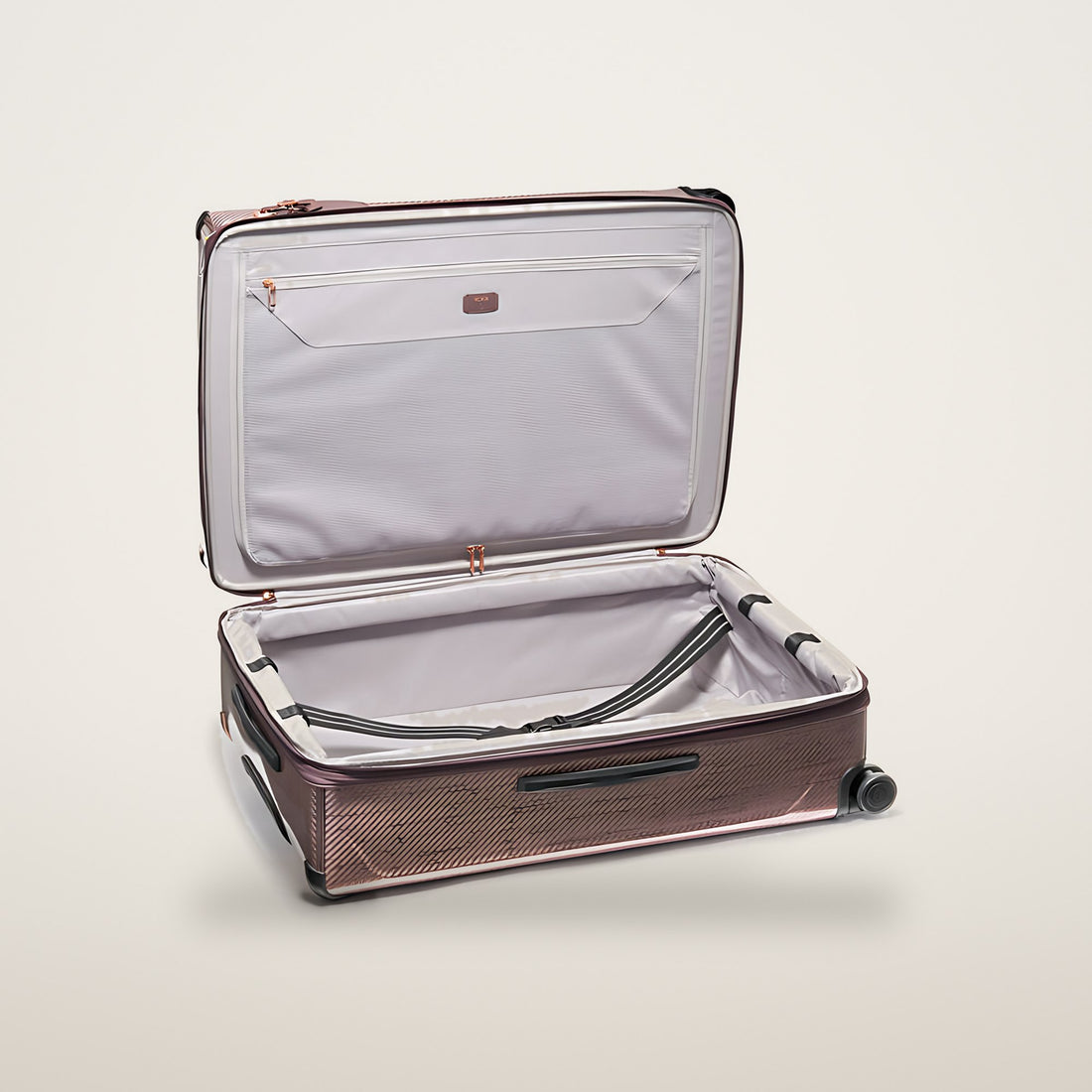 Tegra Lite Extended Trip Expandable 4 Wheeled Packing Case