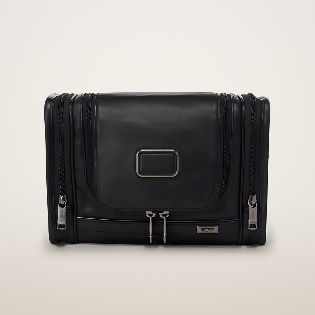 TUMI Alpha 3 Hanging Travel Kit