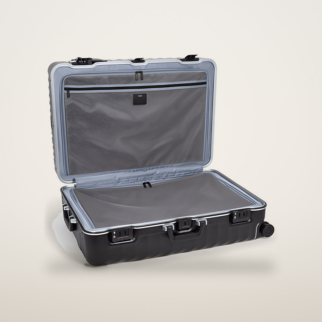 Tumi 19 Degree Frame Extended Trip Checked Luggage (76cm)