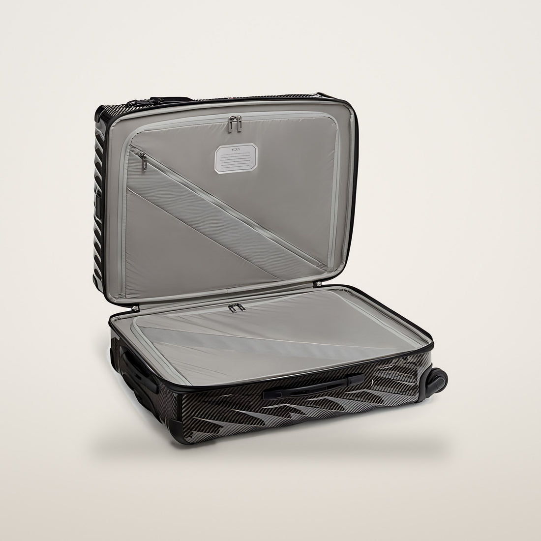 Tumi 19 Degree Lite Short Trip
