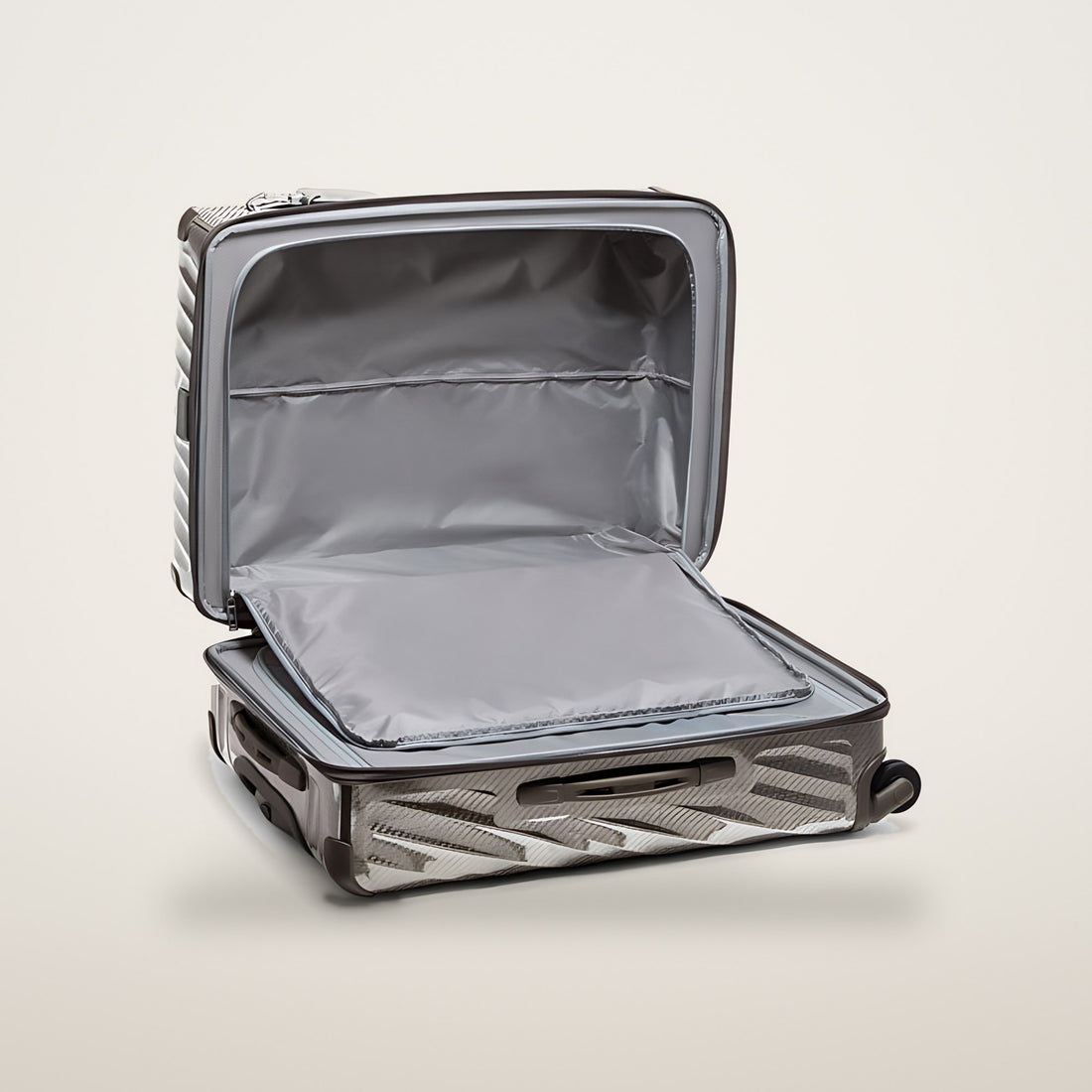 Tumi 19 Degree Lite Short Trip