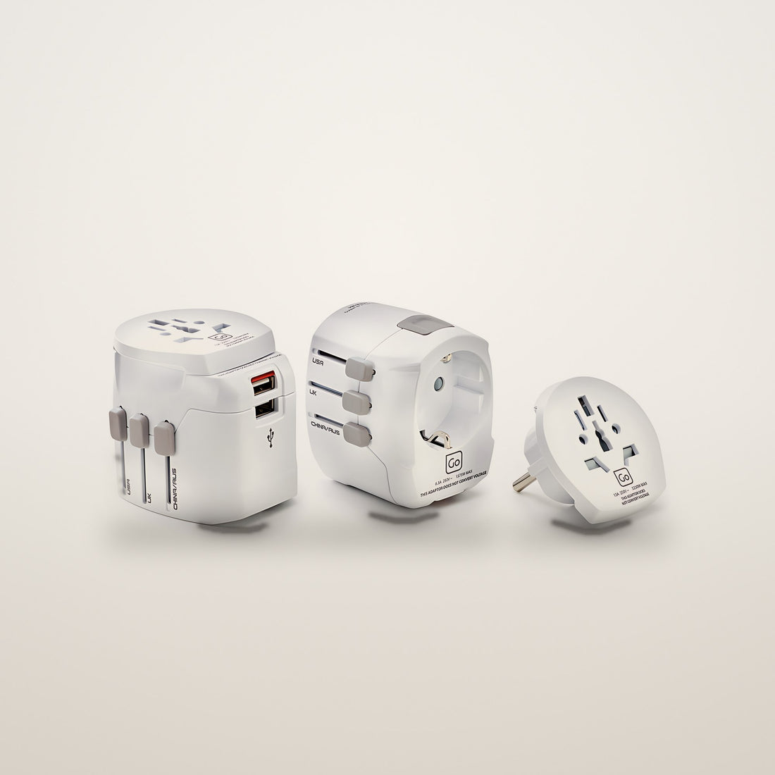 Go Travel Worldwide Adapter + USB