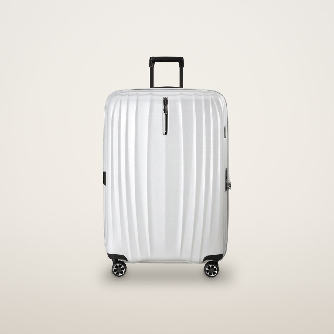 Samsonite Nexis Ekspanderbar kuffert med 4 hjul 82cm
