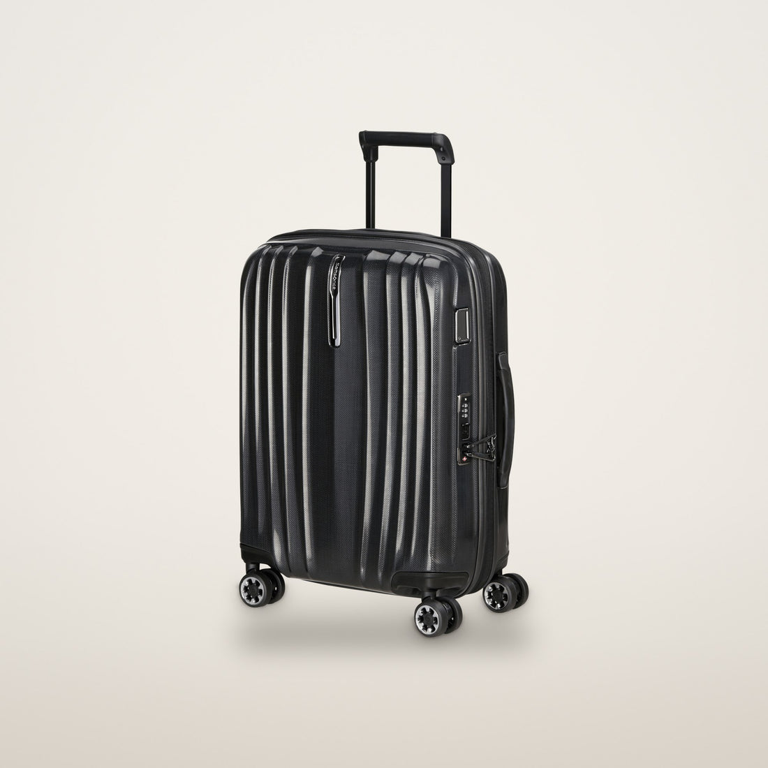 Samsonite Nexis Ekspanderbar kuffert med 4 hjul 55cm
