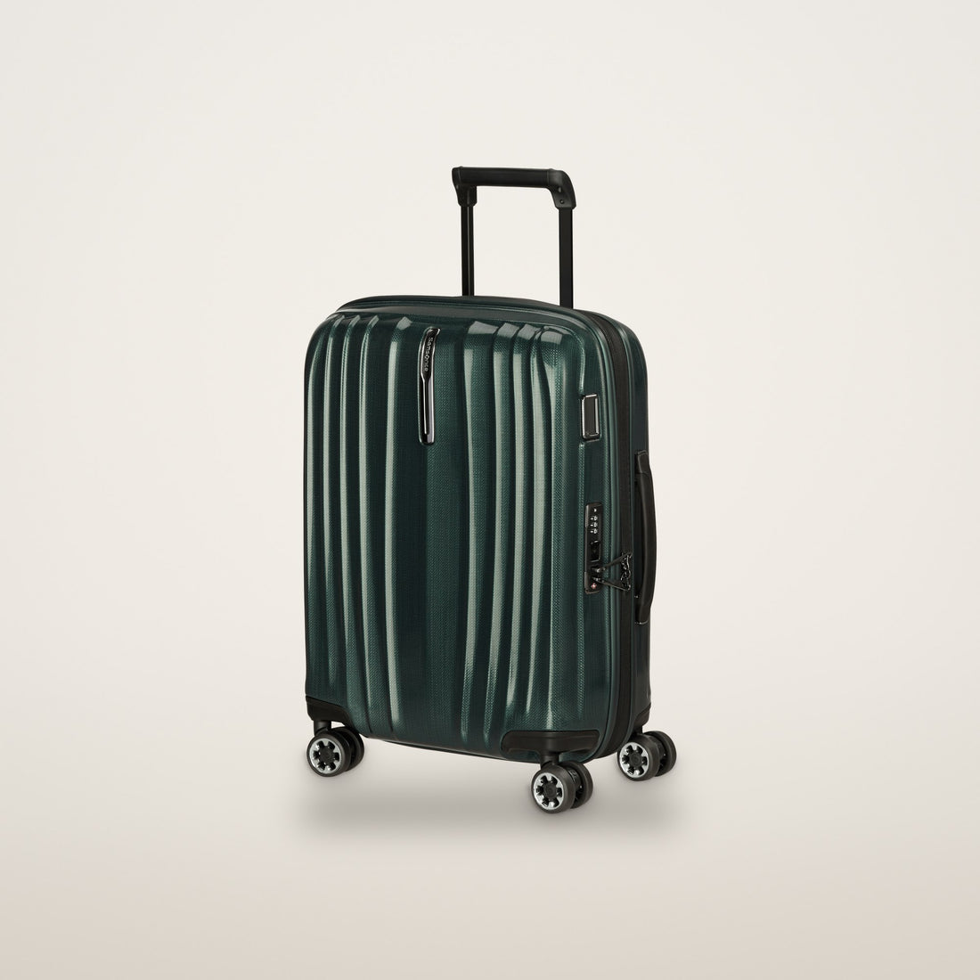 Samsonite Nexis Ekspanderbar kuffert med 4 hjul 55cm