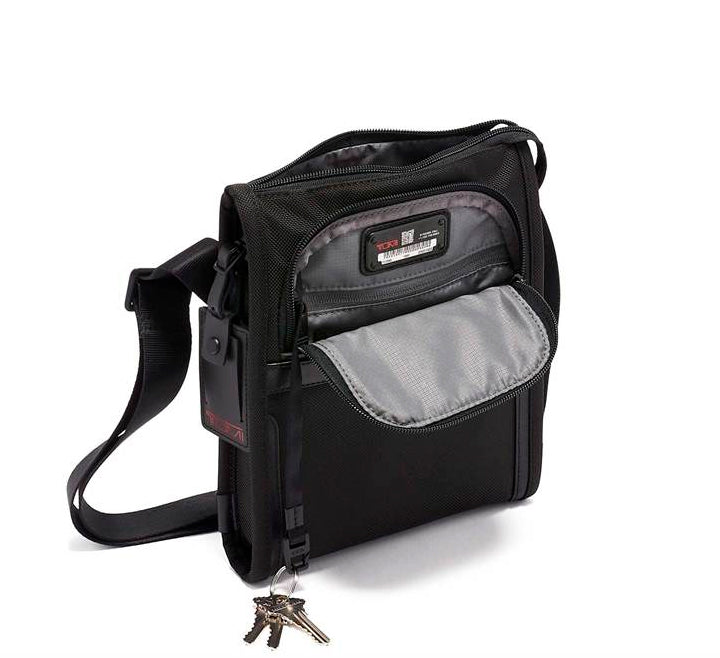 Tumi Alpha 3 Pocket Bag Small