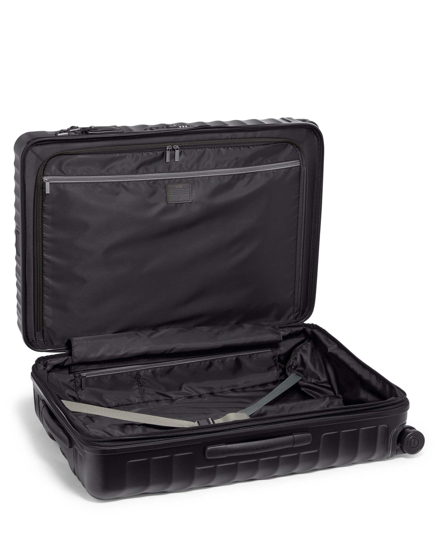 Tumi 19 Degree Polycarbonate Extended Trip