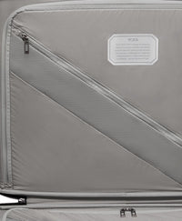 Tumi 19 Degree Lite Short Trip