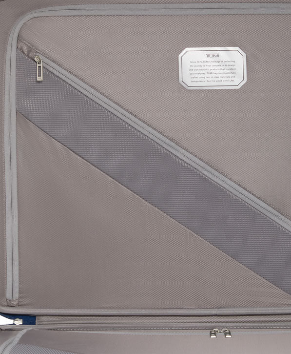 Tumi 19 Degree Lite Extended Trip