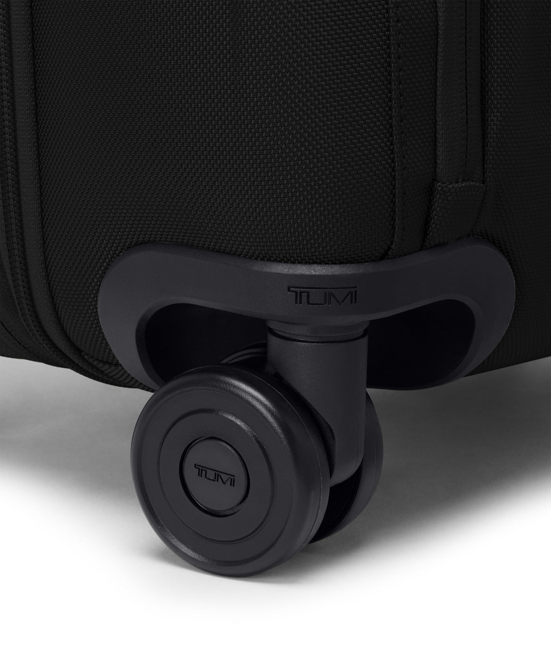 Tumi Alpha X-Large Dual Access Expandable Checked Luggage 78.5cm