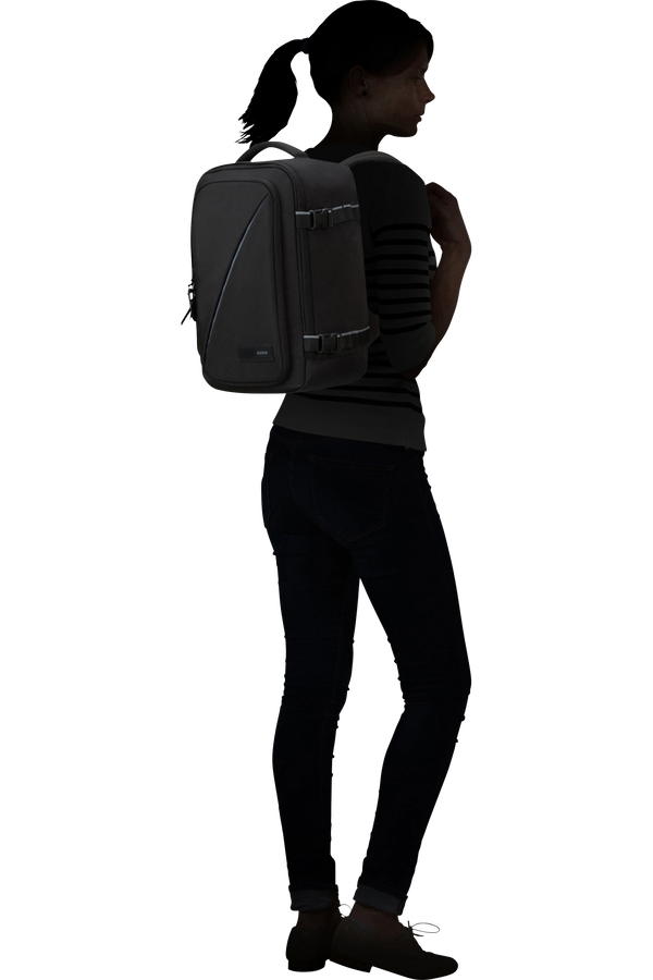American Tourister Take2Cabin Casual Backpack S rygsæk i sort med volumen på 24,2 L