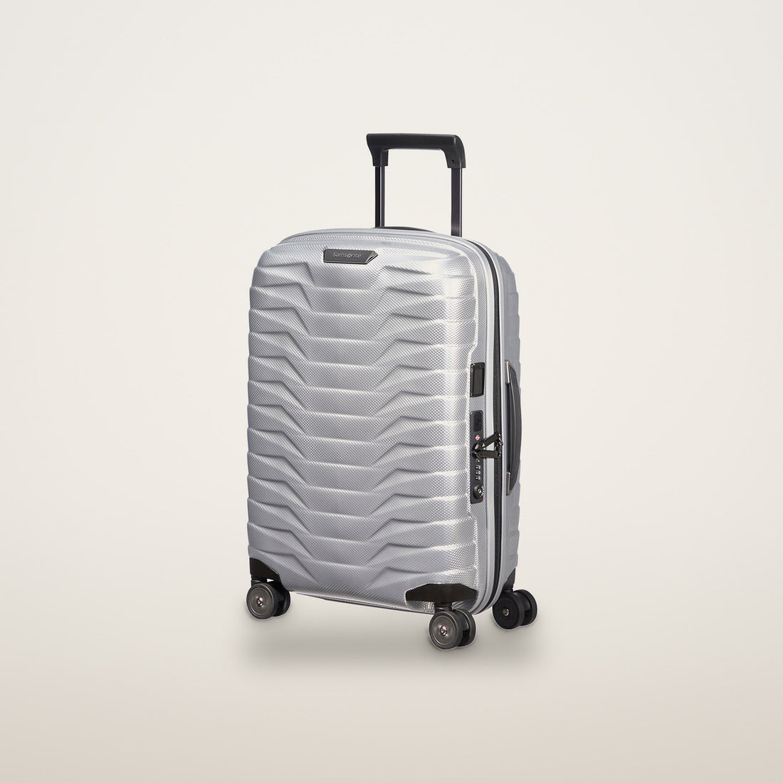 Samsonite Proxis Cabin Suitcase with 4 wheels and USB 