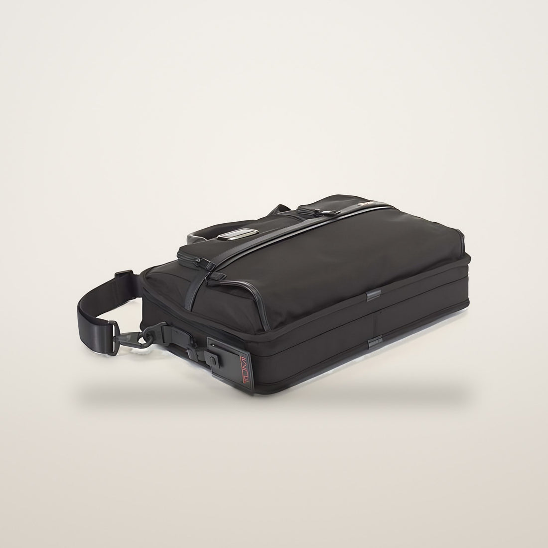 TUMI Slim Brief bund