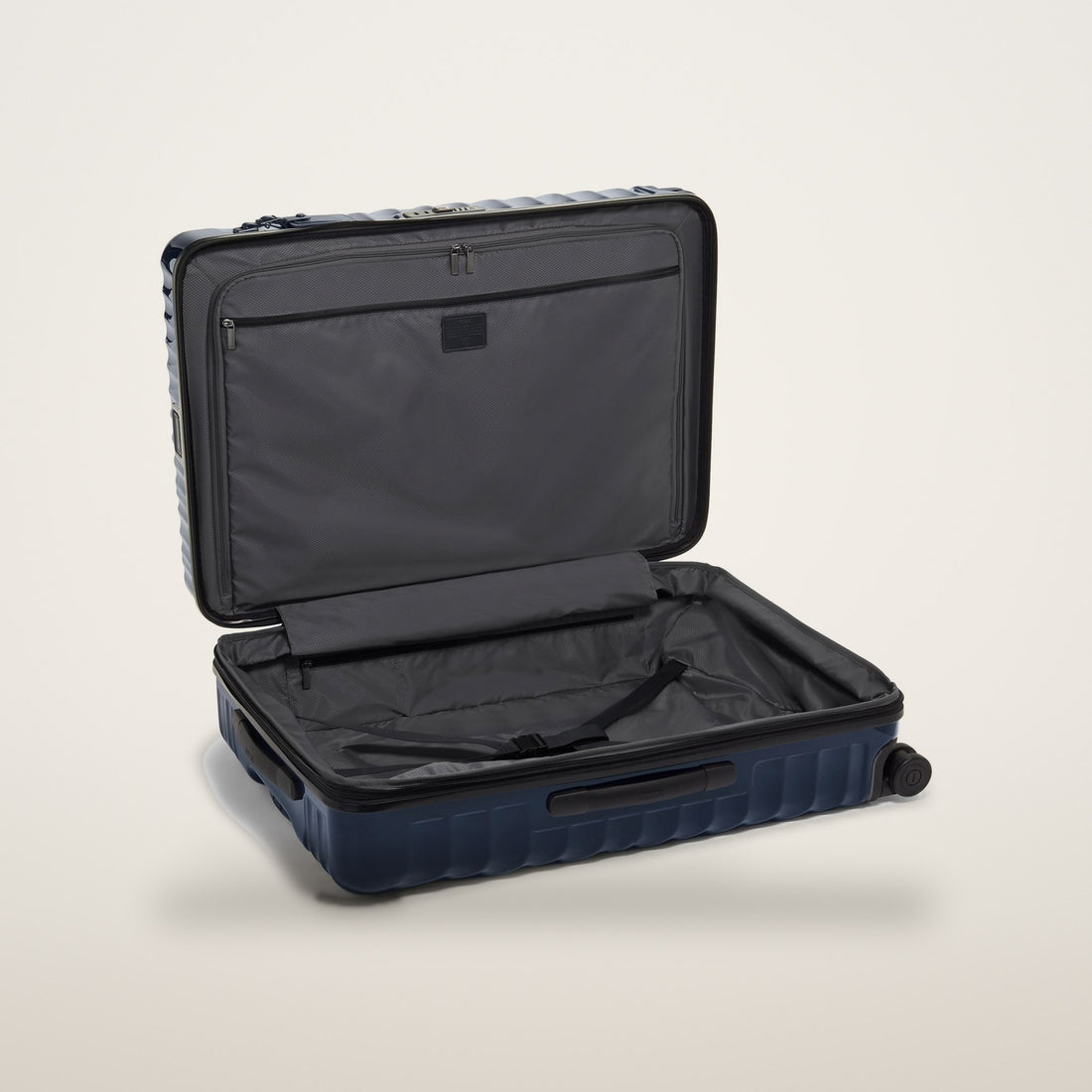 Tumi 19 Degree Polycarbonate Extended Trip