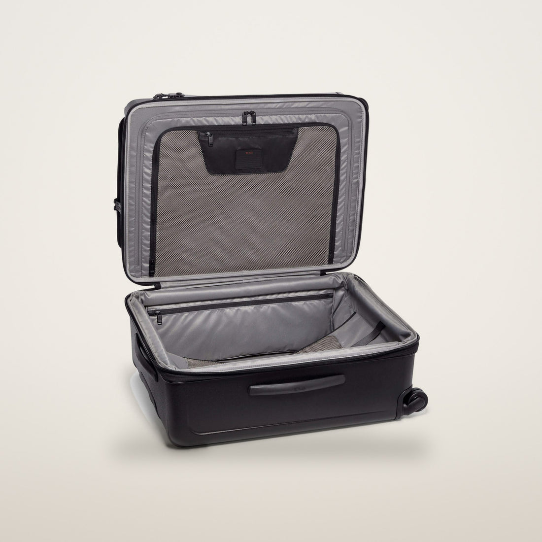 Tumi Alpha 3 Hybrid Short Trip Expandable Checked Luggage 66 cm