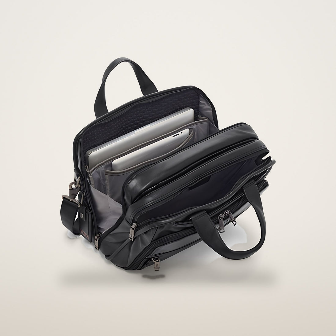TUMI Alpha 3 Organizer Brief Leather