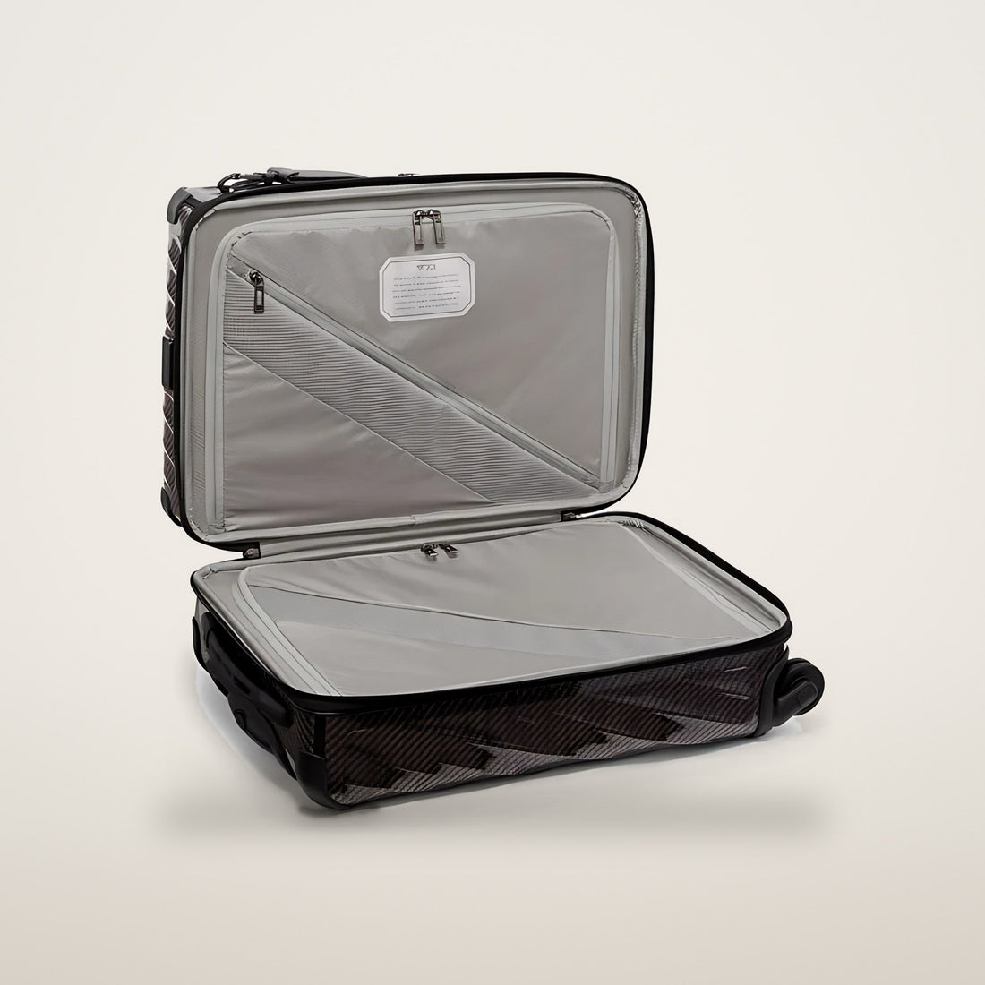 Tumi 19 Degree Lite International Carry-On