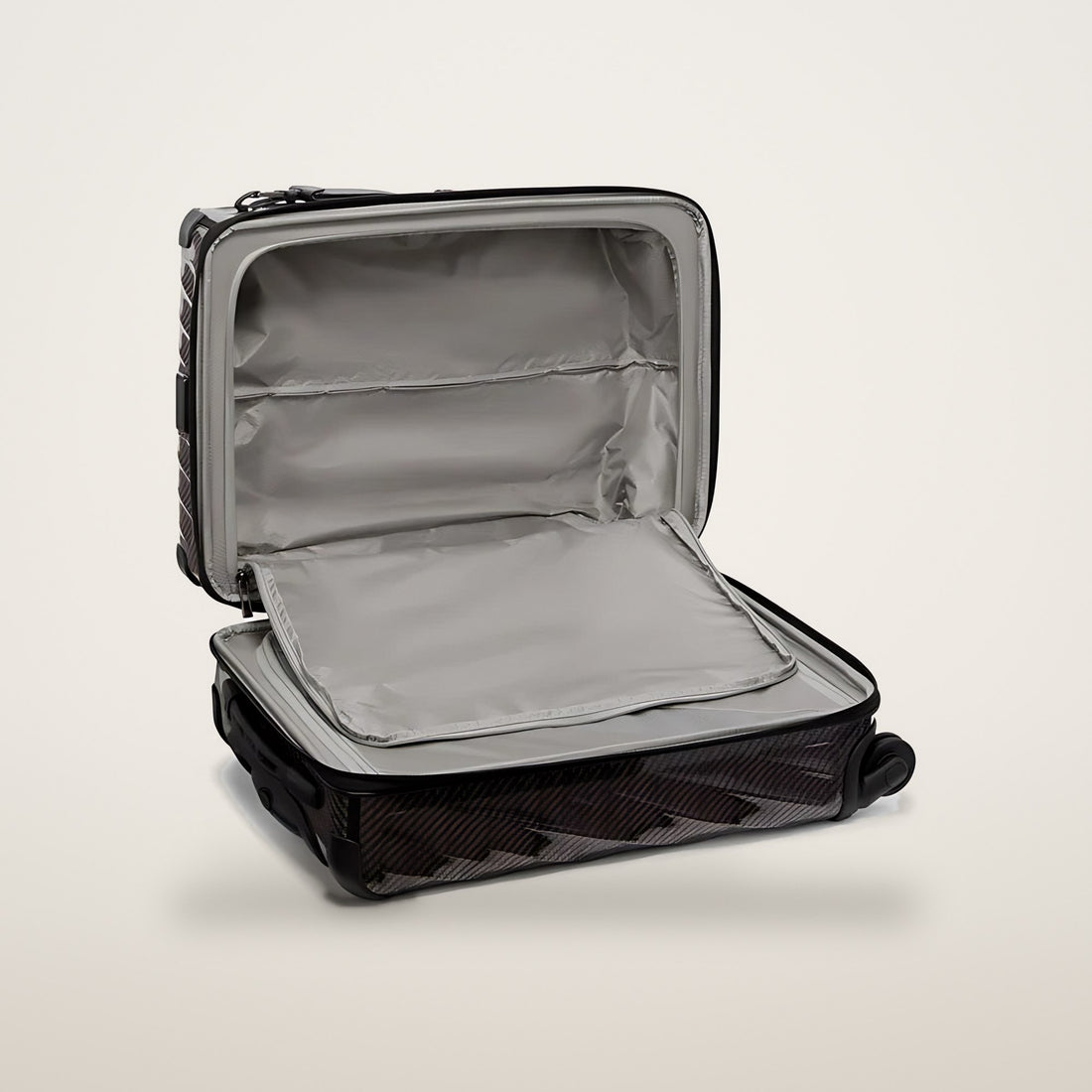 Tumi 19 Degree Lite International Carry-On