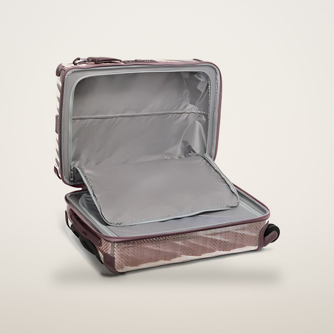 Tumi 19 Degree Lite International Carry-On