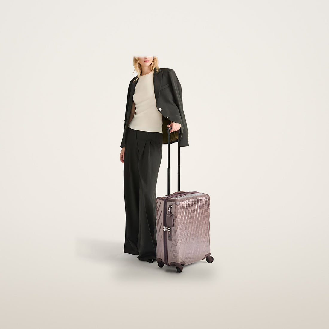 Tumi 19 Degree Lite Continental Carry-On