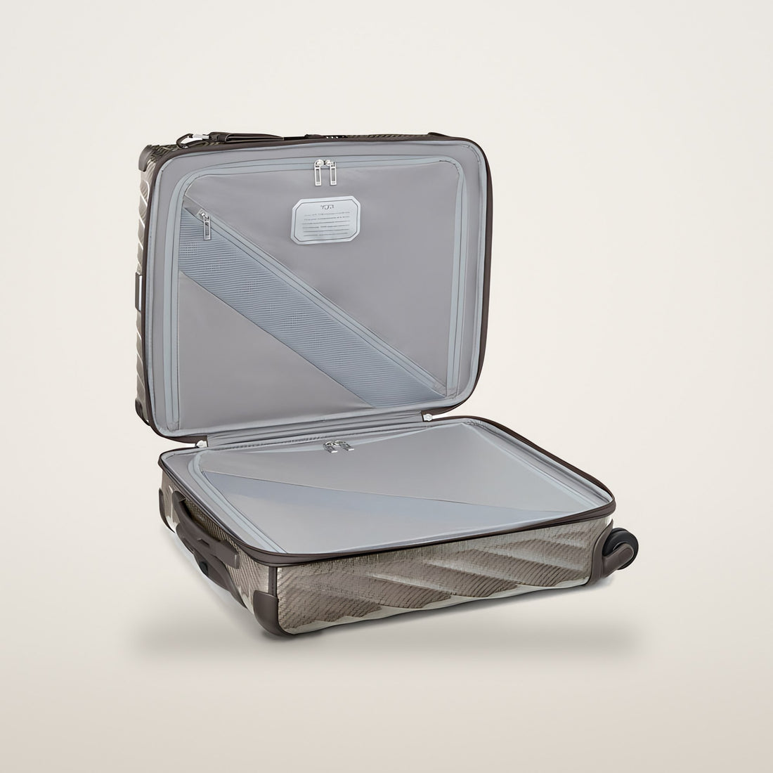 Tumi 19 Degree Lite Continental Carry-On