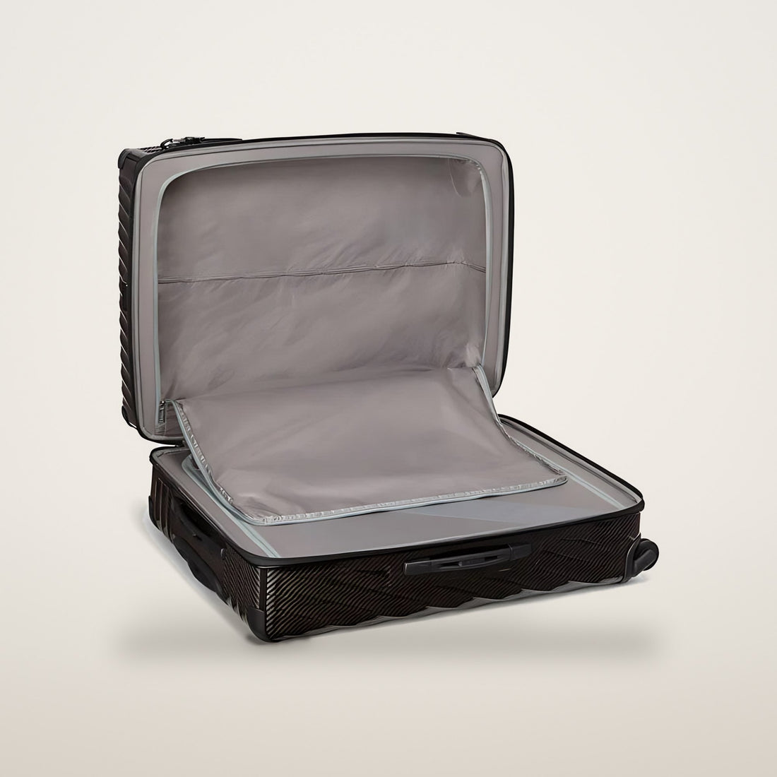 Tumi 19 Degree Lite Extended Trip