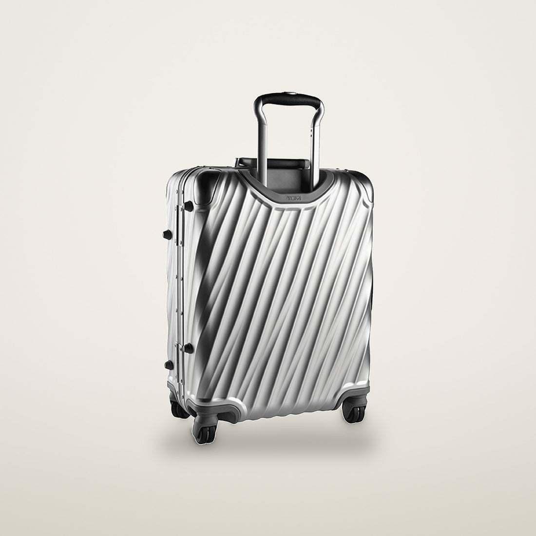 Tumi 19 Degree Aluminium Continental Kabine Kuffert m. Ekstra Dybde