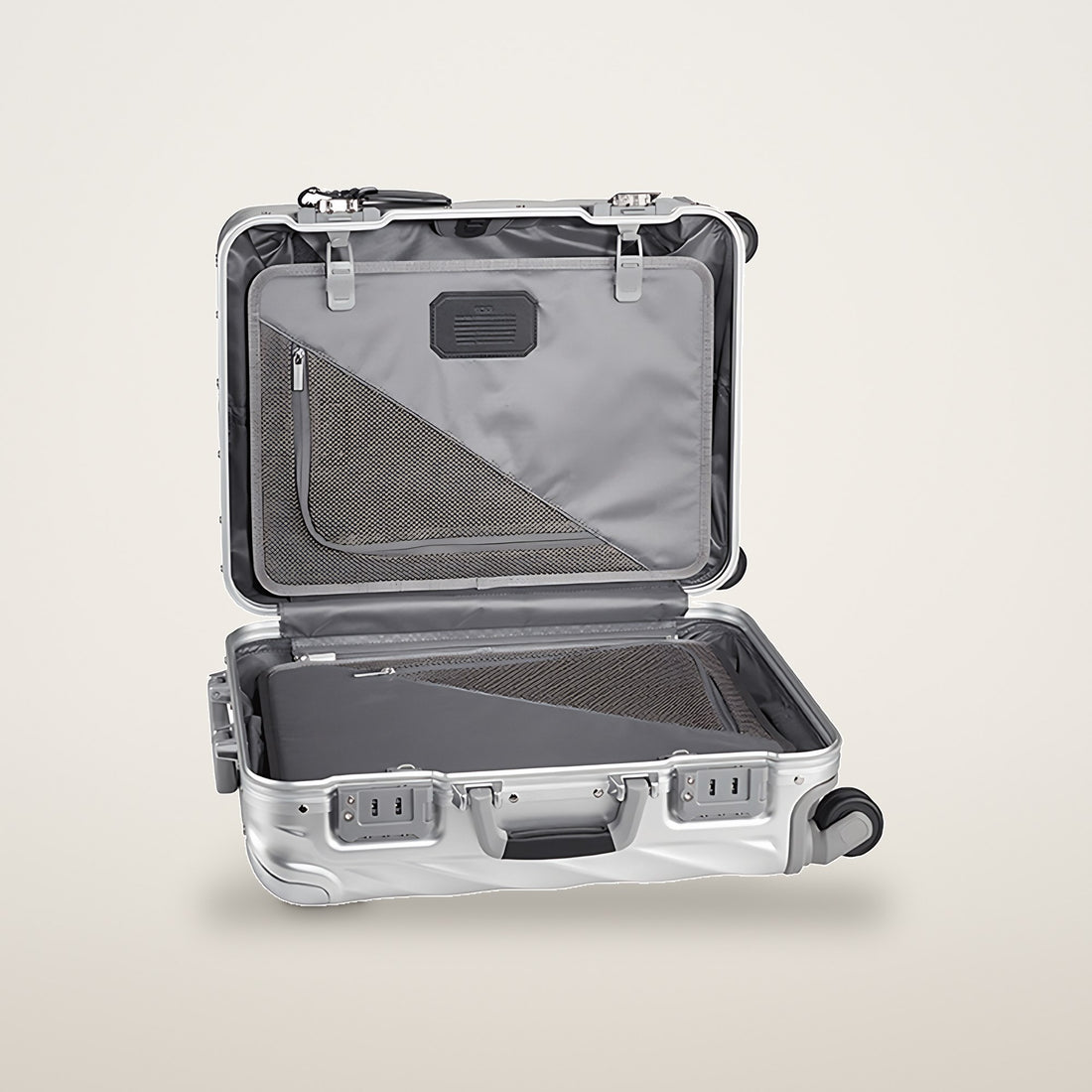 Tumi 19 Degree Aluminium Continental Kabine Kuffert m. Ekstra Dybde