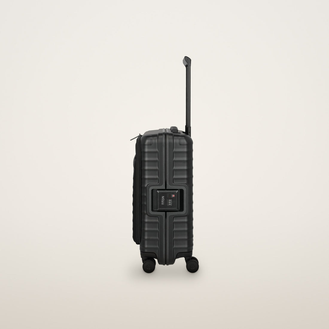 TITAN OVERSEAS S front pocket