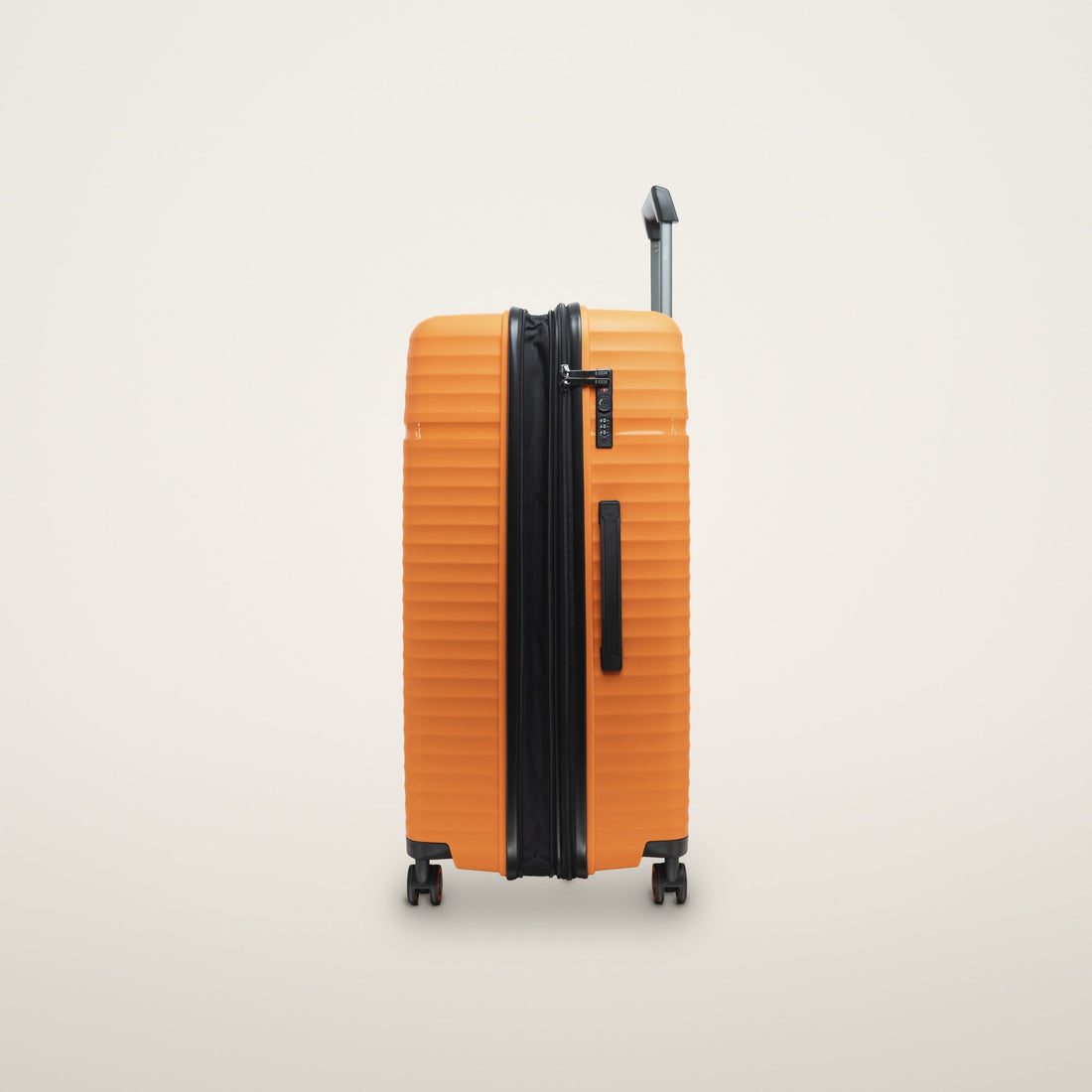 Evolution KKDK Check-in L Suitcase