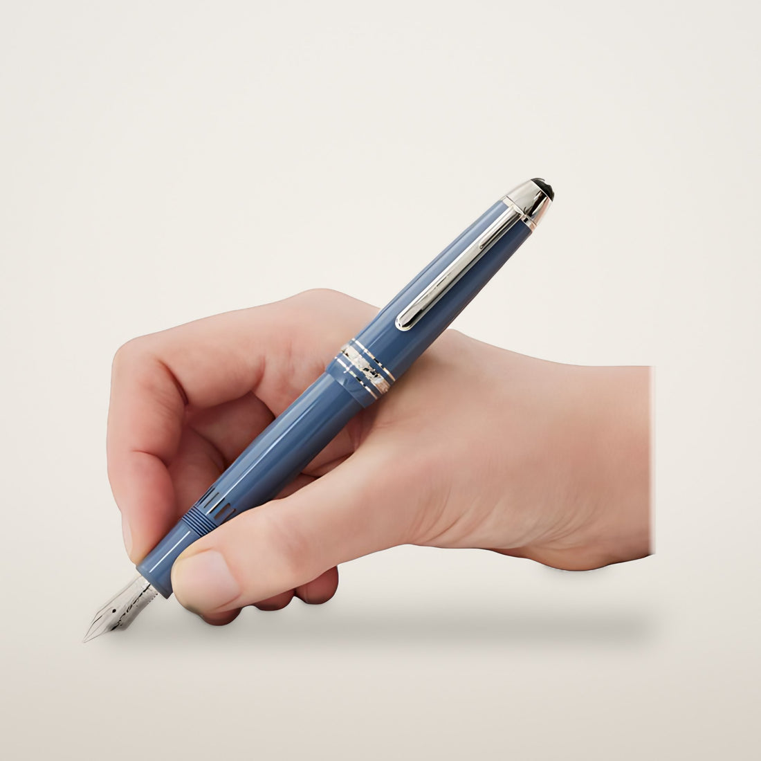 Montblanc Meisterstück Glacier Fountain Pen