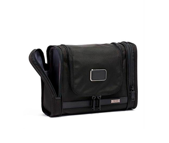 Tumi Alpha 3 Hanging Travel Kit